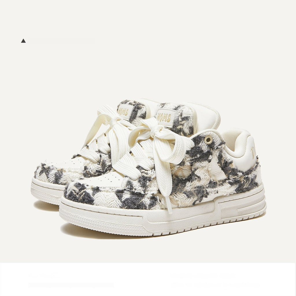 Damage Wind Classic Style Bread Shoes