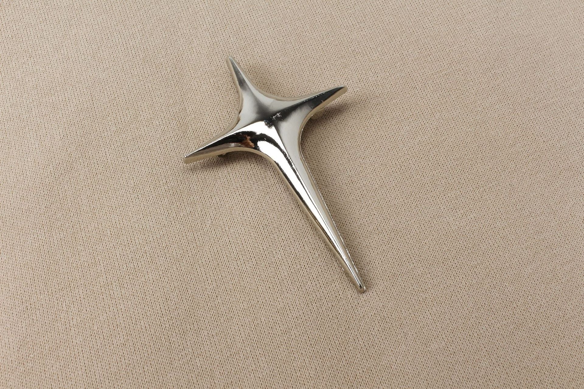 Autumn And Winter Metal Design Four Awn Star Plus Velvet Thickened Hooded Sweatshirt