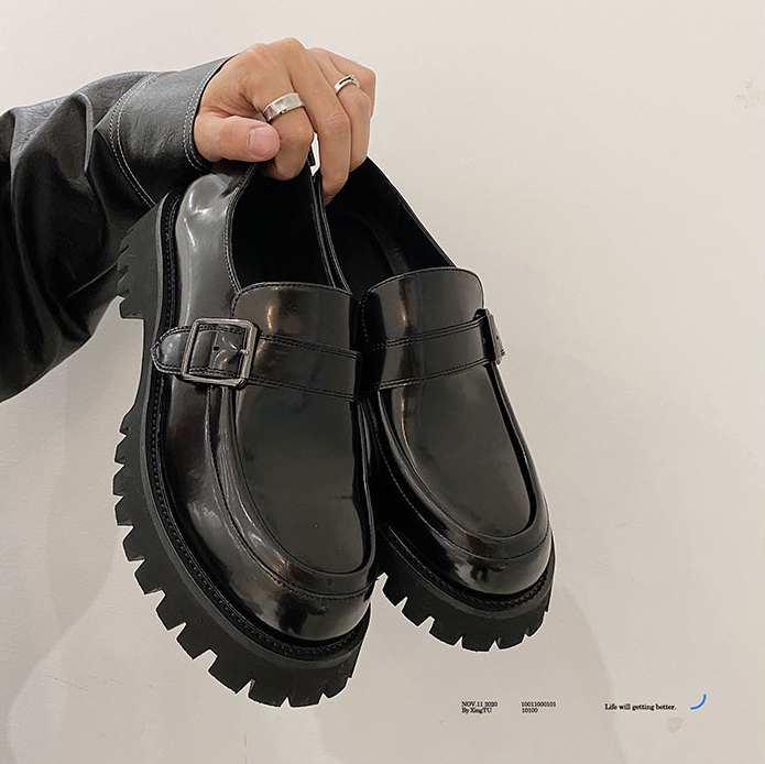 Buckle Thick-Soled Retro Round Toe Small Leather Shoes