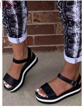 New Fashion Large Size Tassel Ankle Boots Flat Rivet Buckle Short Martin Boots