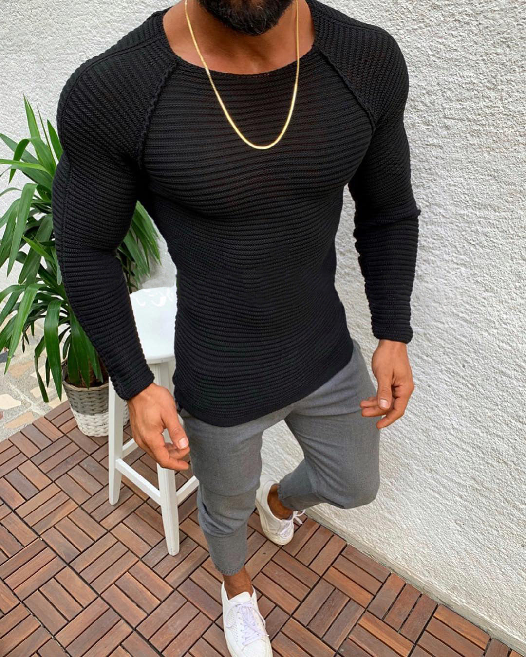 Slim-fit Round Neck Knit Pullover Sweater Men