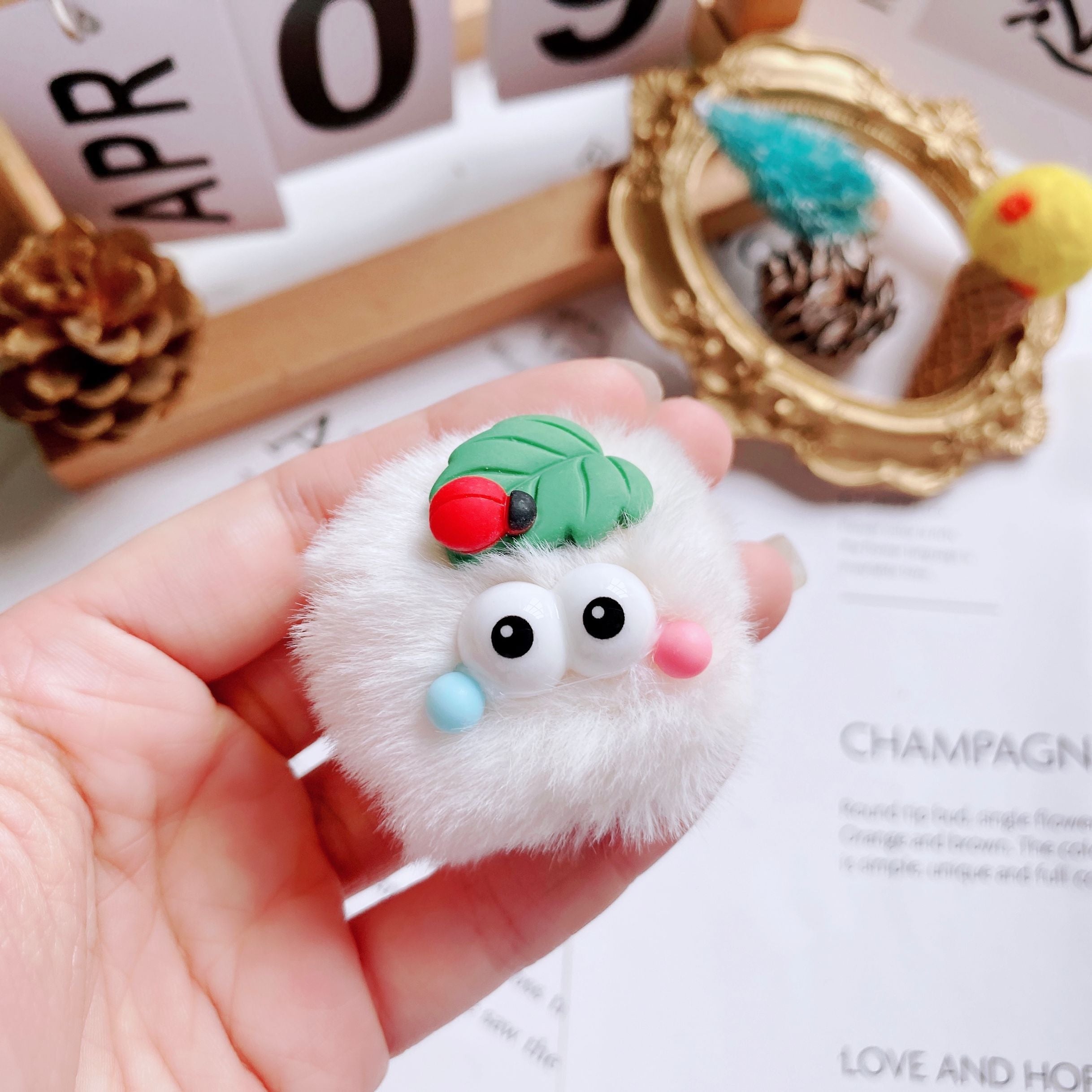 Shoe Buckle Sunglasses Color Wool Ball