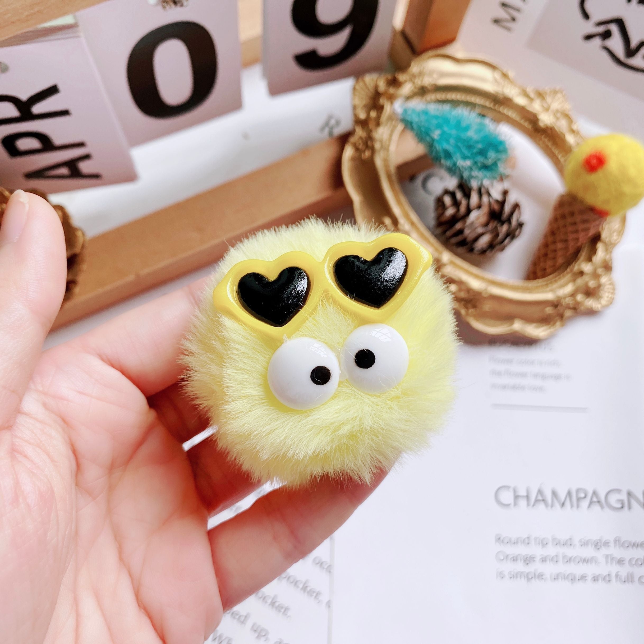 Shoe Buckle Sunglasses Color Wool Ball