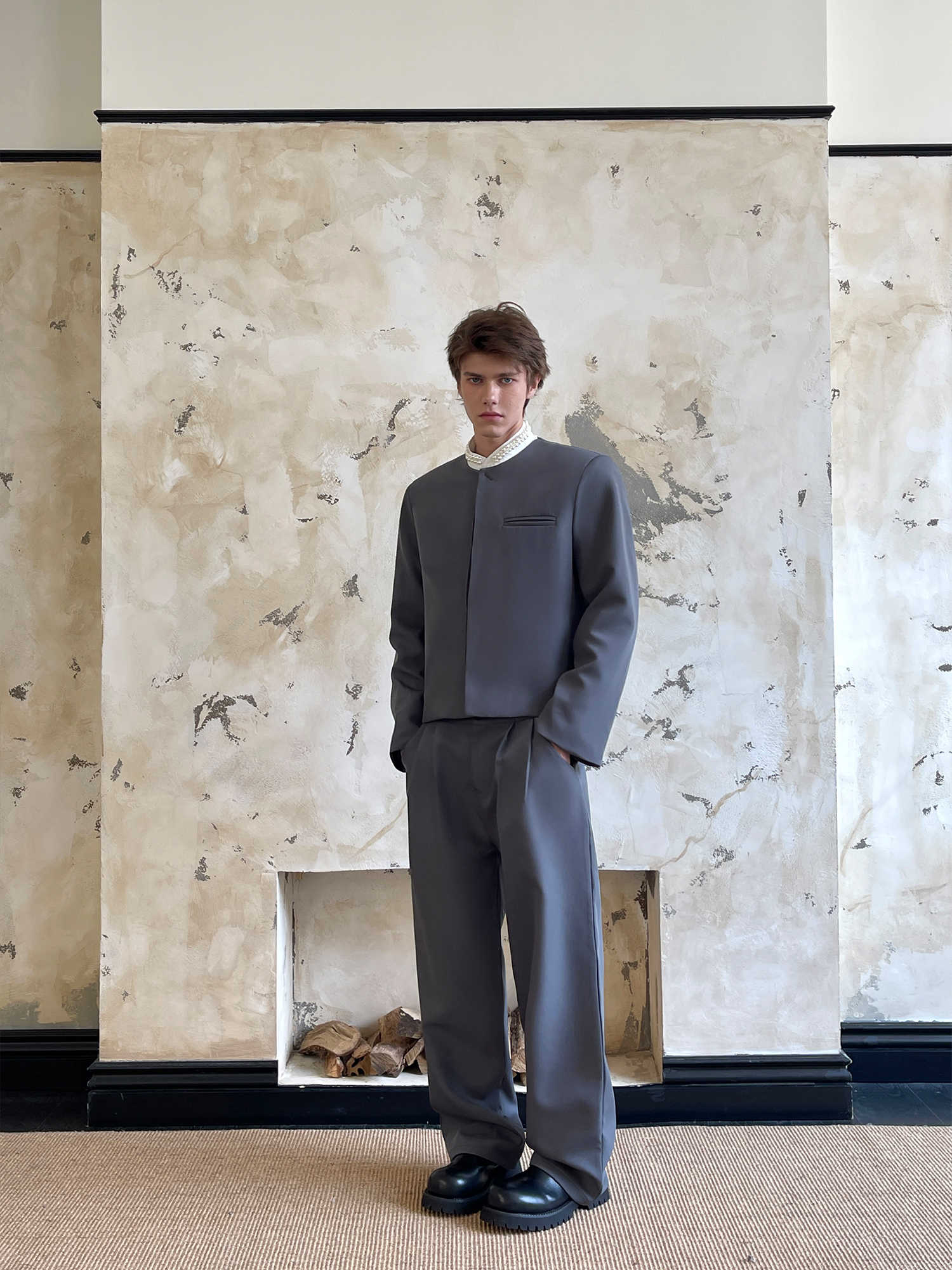 Solid Color Minimalist High-grade Wide Shoulder Temperament Suit Set