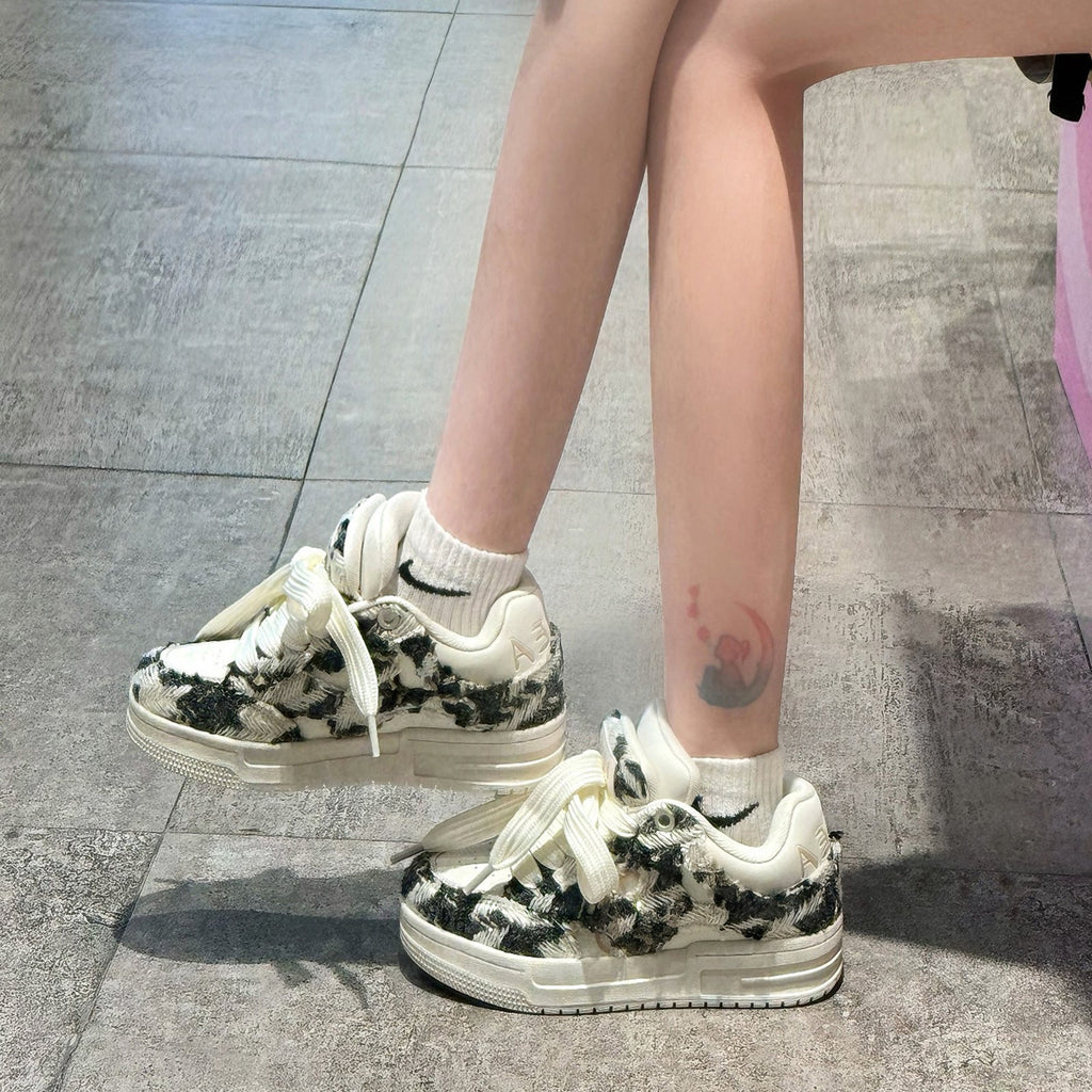 Damage Wind Classic Style Bread Shoes