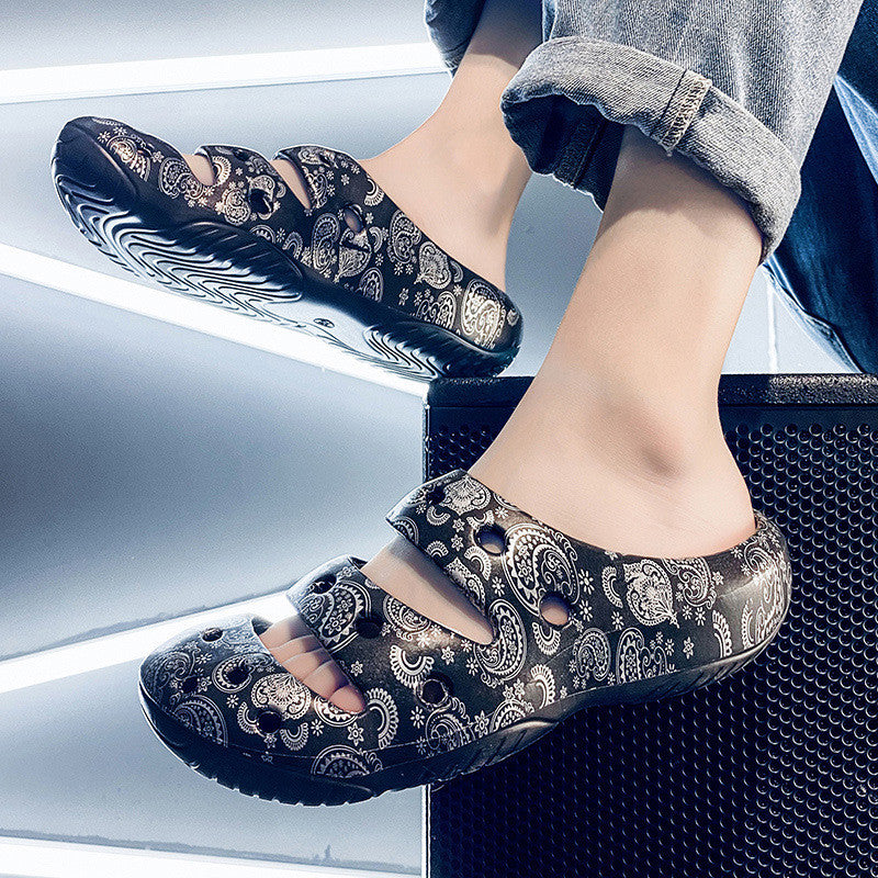 Fashionable Breathable Home Men's Hole Shoes