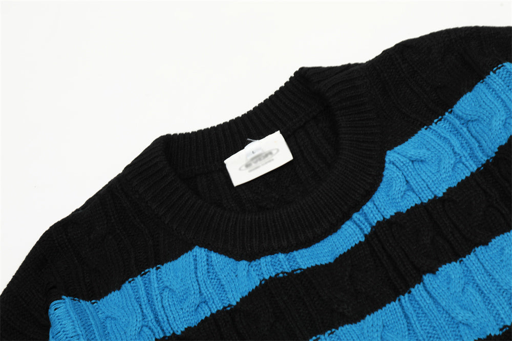 Contrast Color Striped Round Neck Sweater For Men
