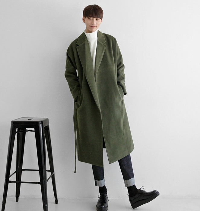 Autumn and winter woolen windbreaker men's long over the knee Korean version of the coat male long section of the young loose woolen coat tide