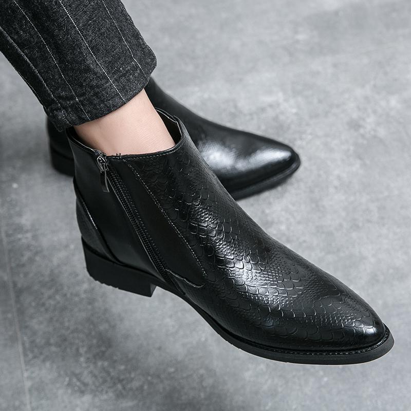 Large Size Men's British Pointed Leather Boots Autumn And Winter Men's British Working Wear High-top