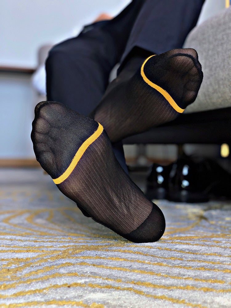 Men's dark line socks with golden toes