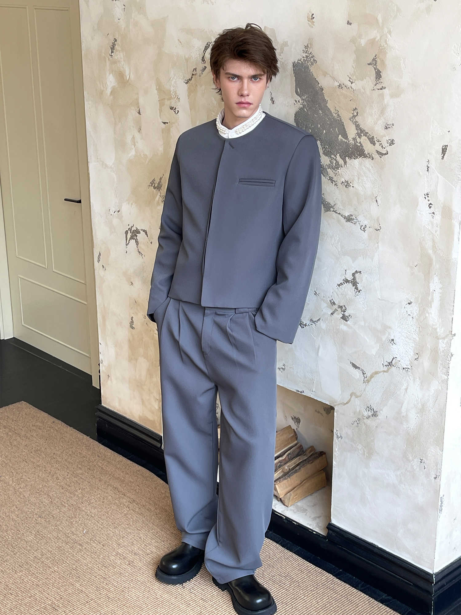 Solid Color Minimalist High-grade Wide Shoulder Temperament Suit Set