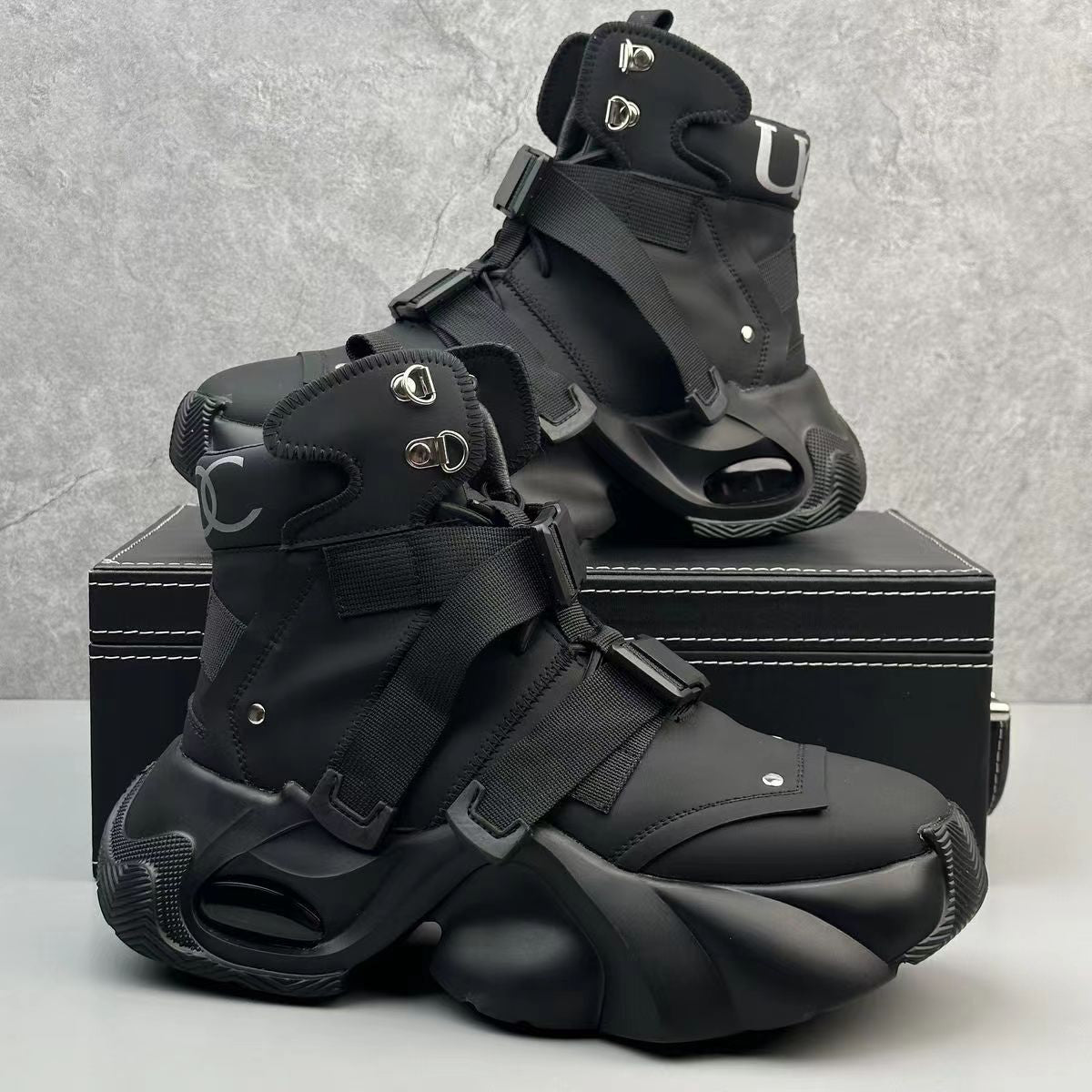 High-top Men's Shoes Wear-resistant Fashion Boots Sports Shoes