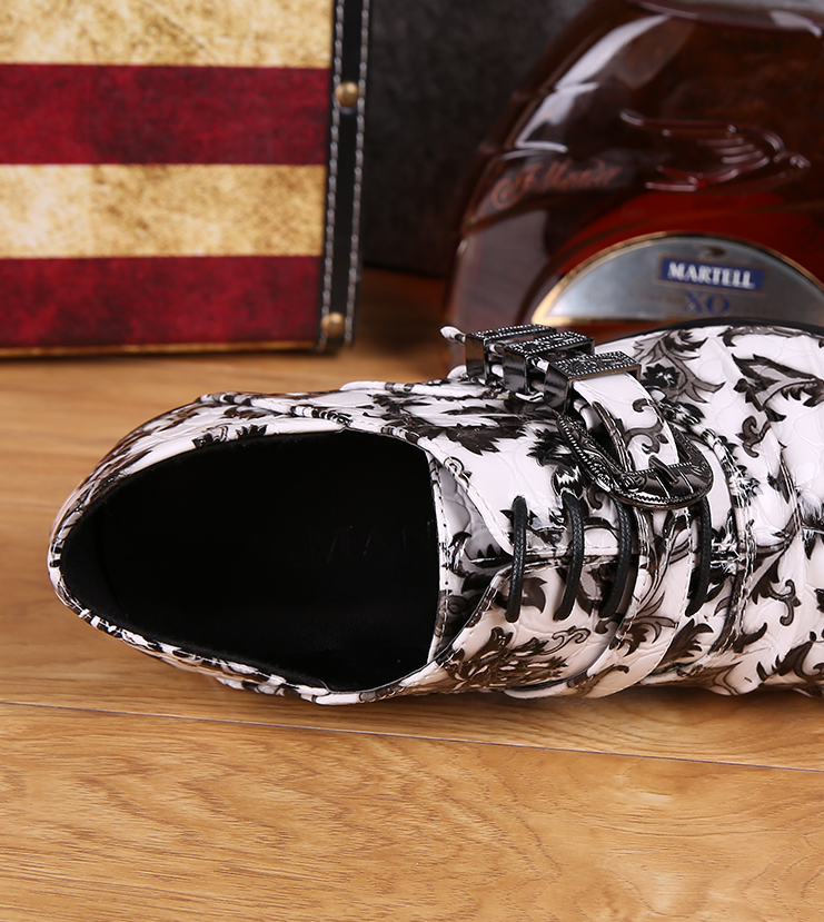 Elvis Paisley Pointed Shoes