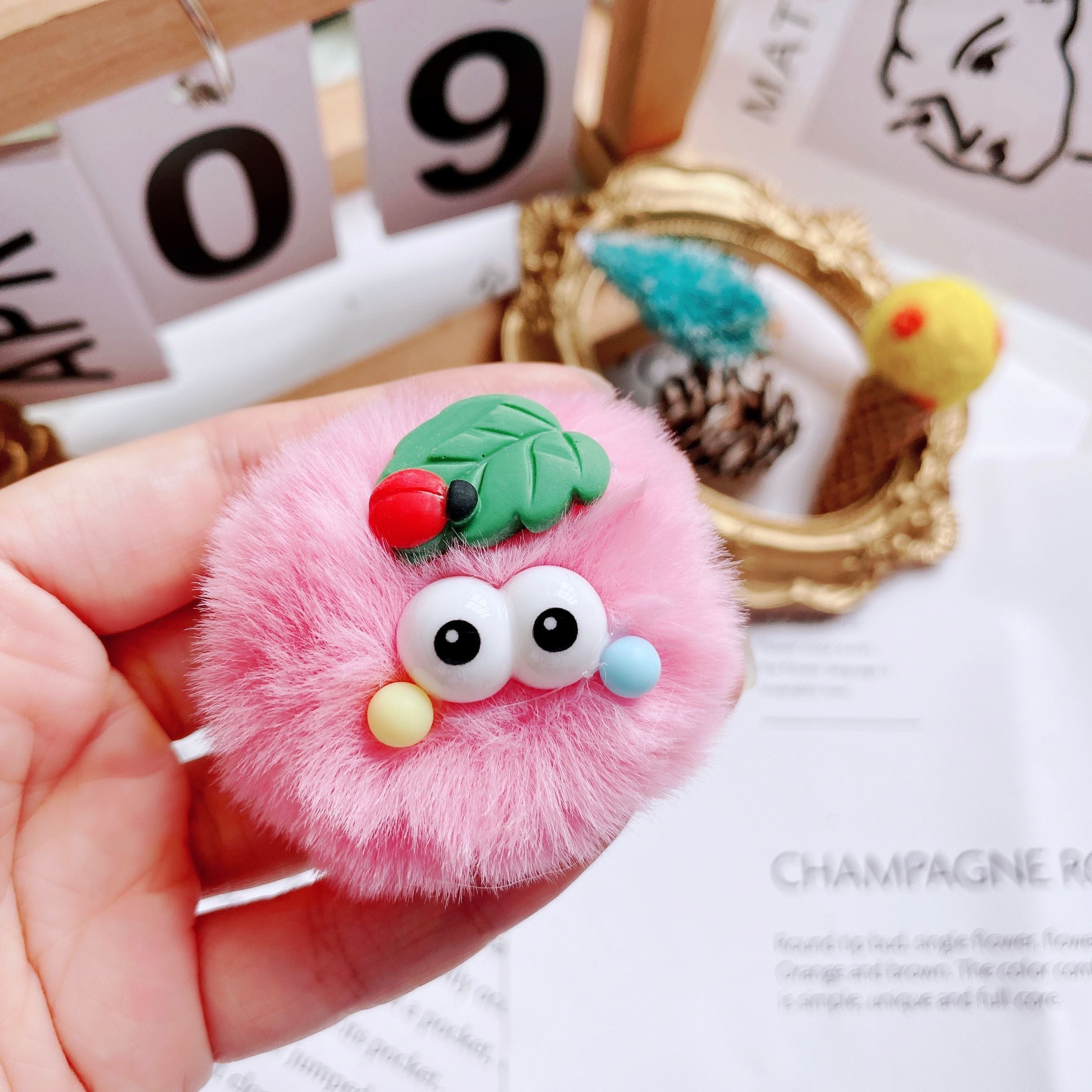 Shoe Buckle Sunglasses Color Wool Ball