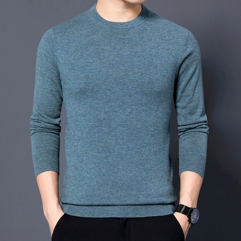 Round neck slim fit sweater