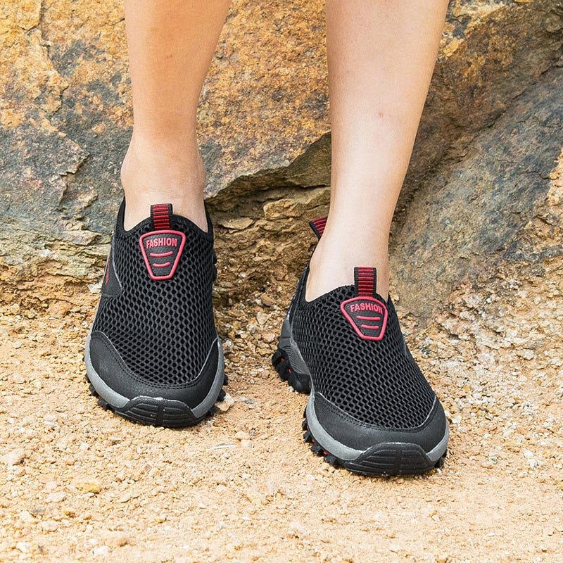 Spring and summer new mesh breathable hiking shoes