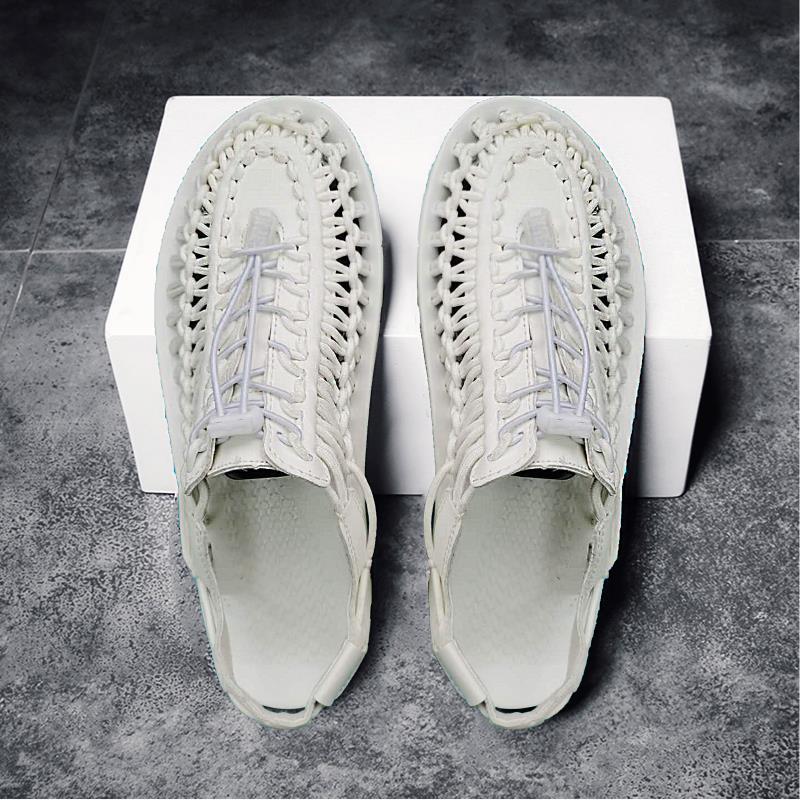 Men's resting sandals