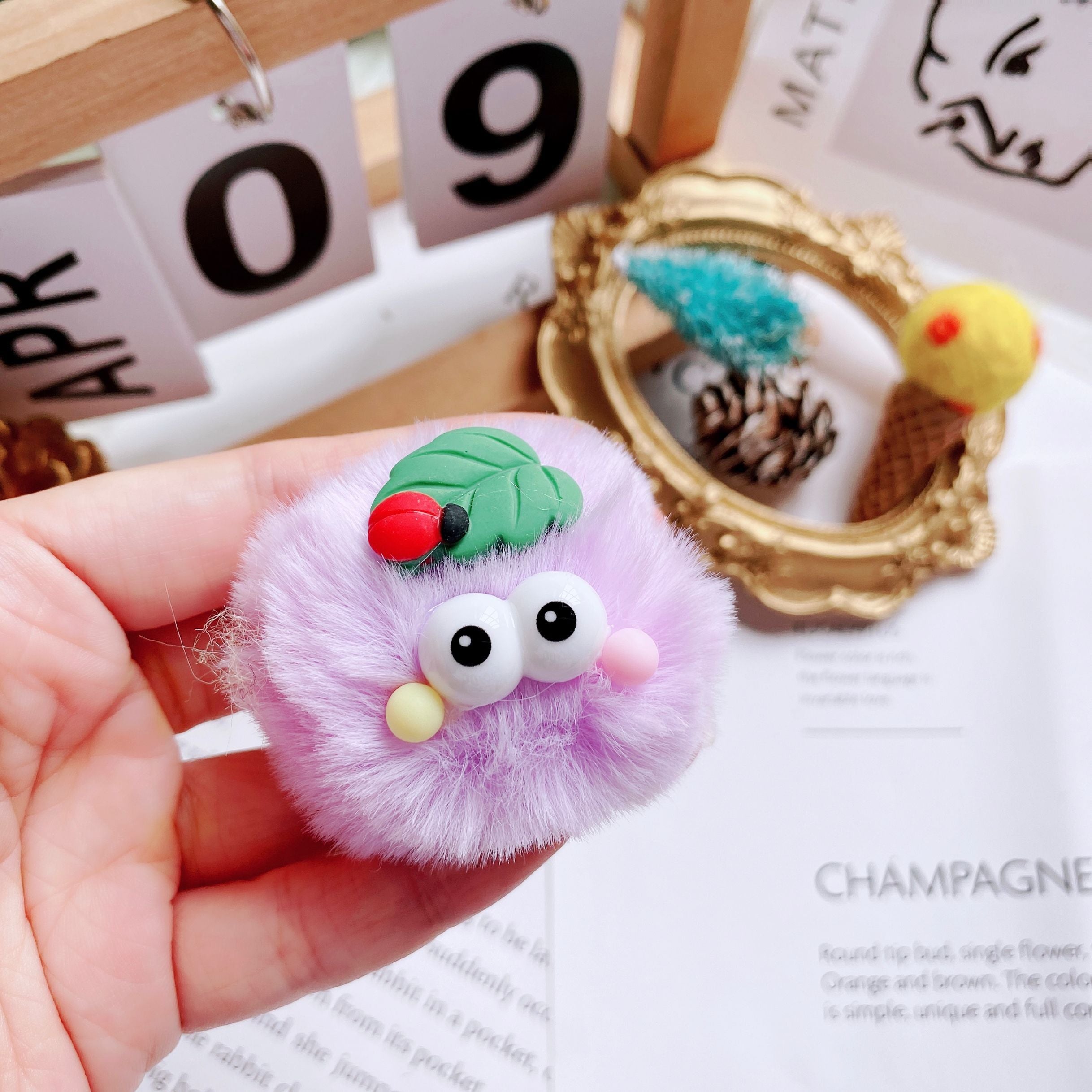 Shoe Buckle Sunglasses Color Wool Ball