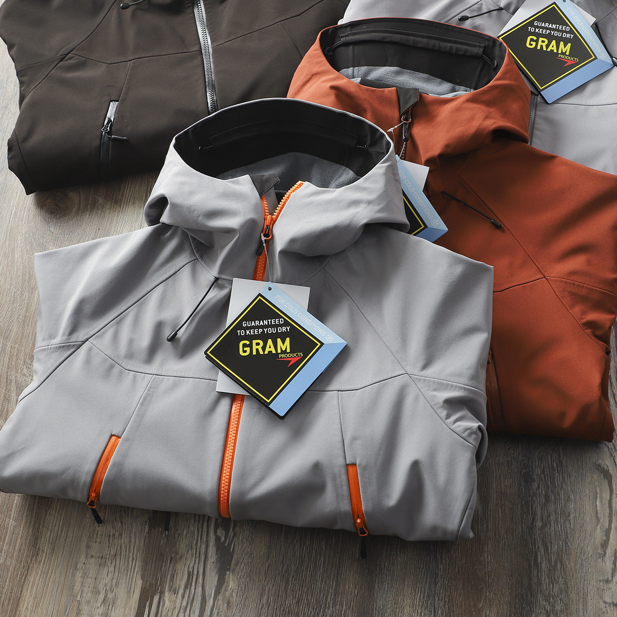 Windproof Waterproof Hooded Soft Shell Charge Jacket Coat