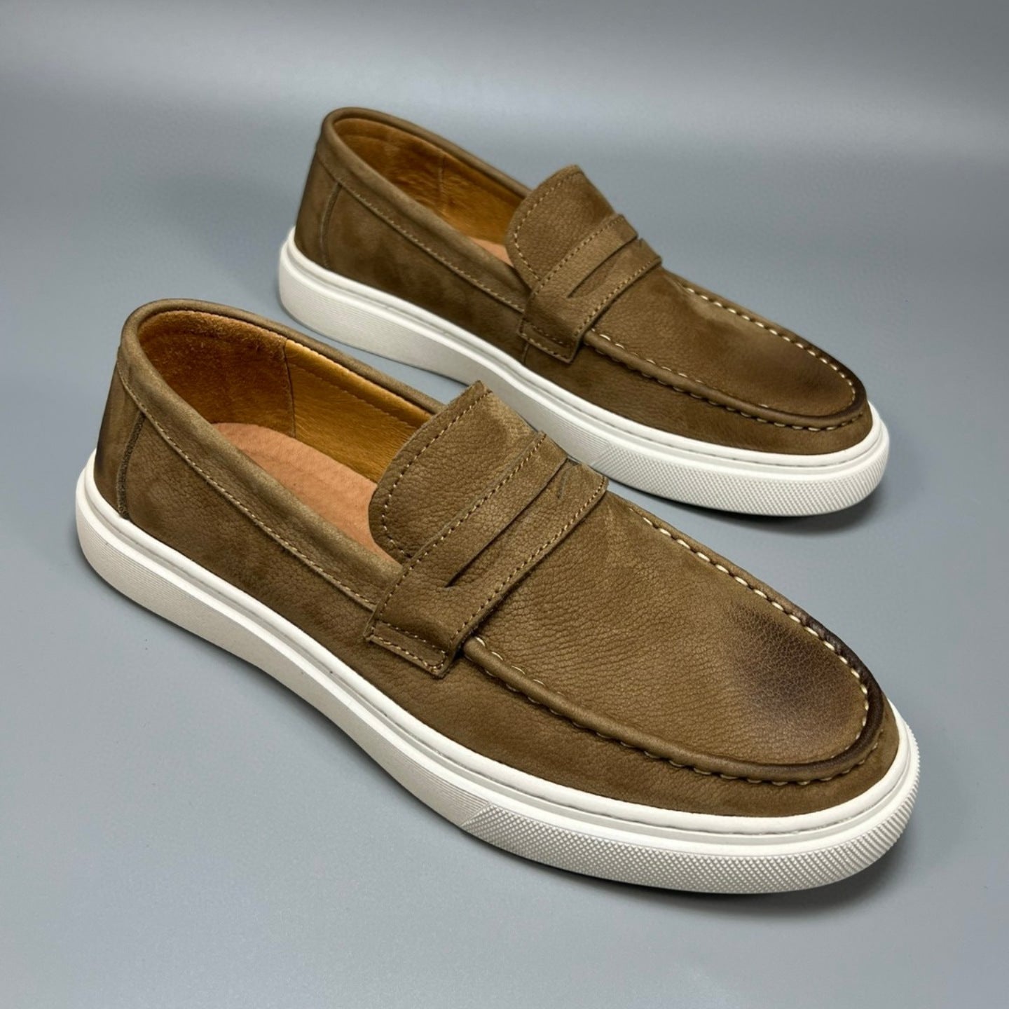 Casual Men's Genuine Retro Soft Bottom Calf Leather Shoes