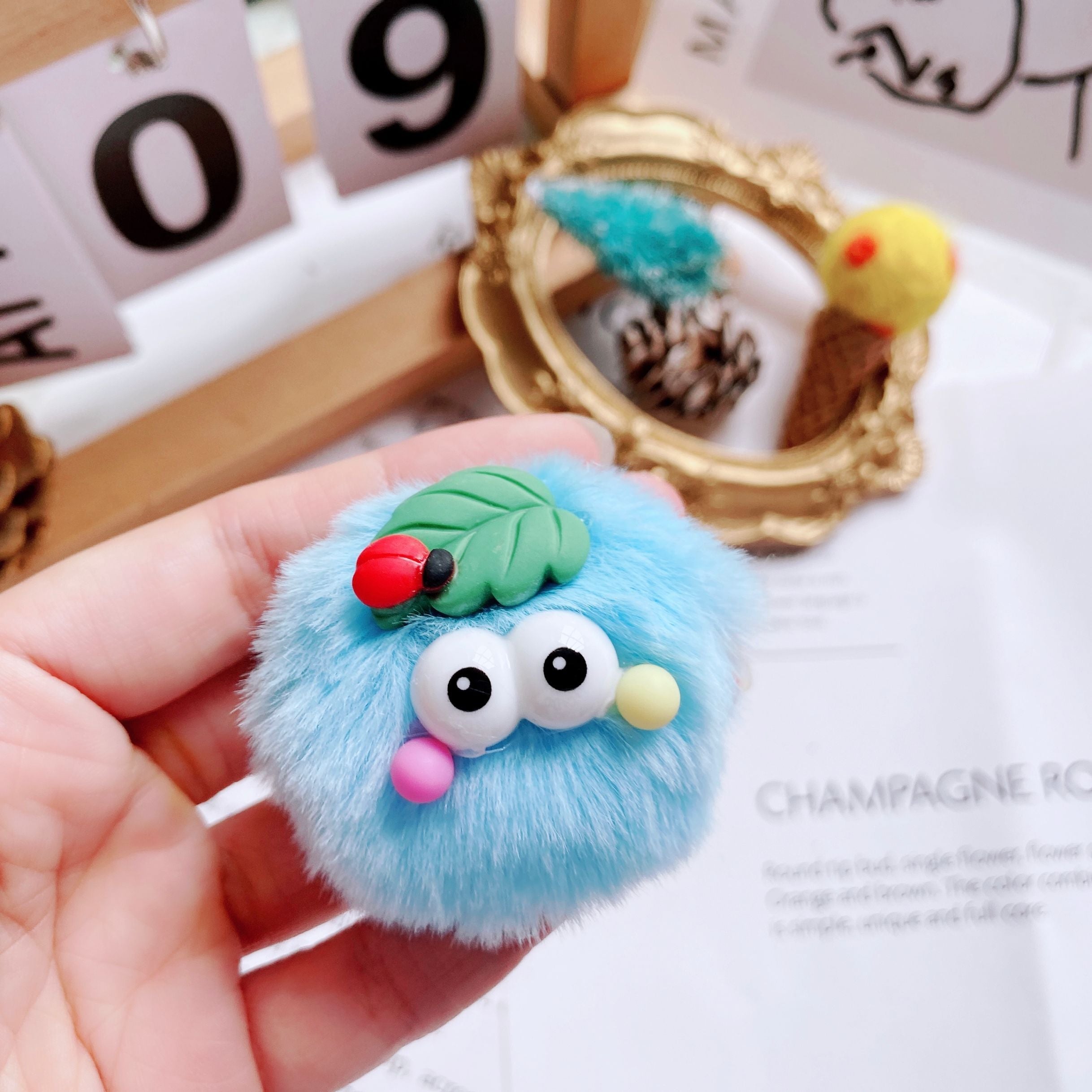 Shoe Buckle Sunglasses Color Wool Ball