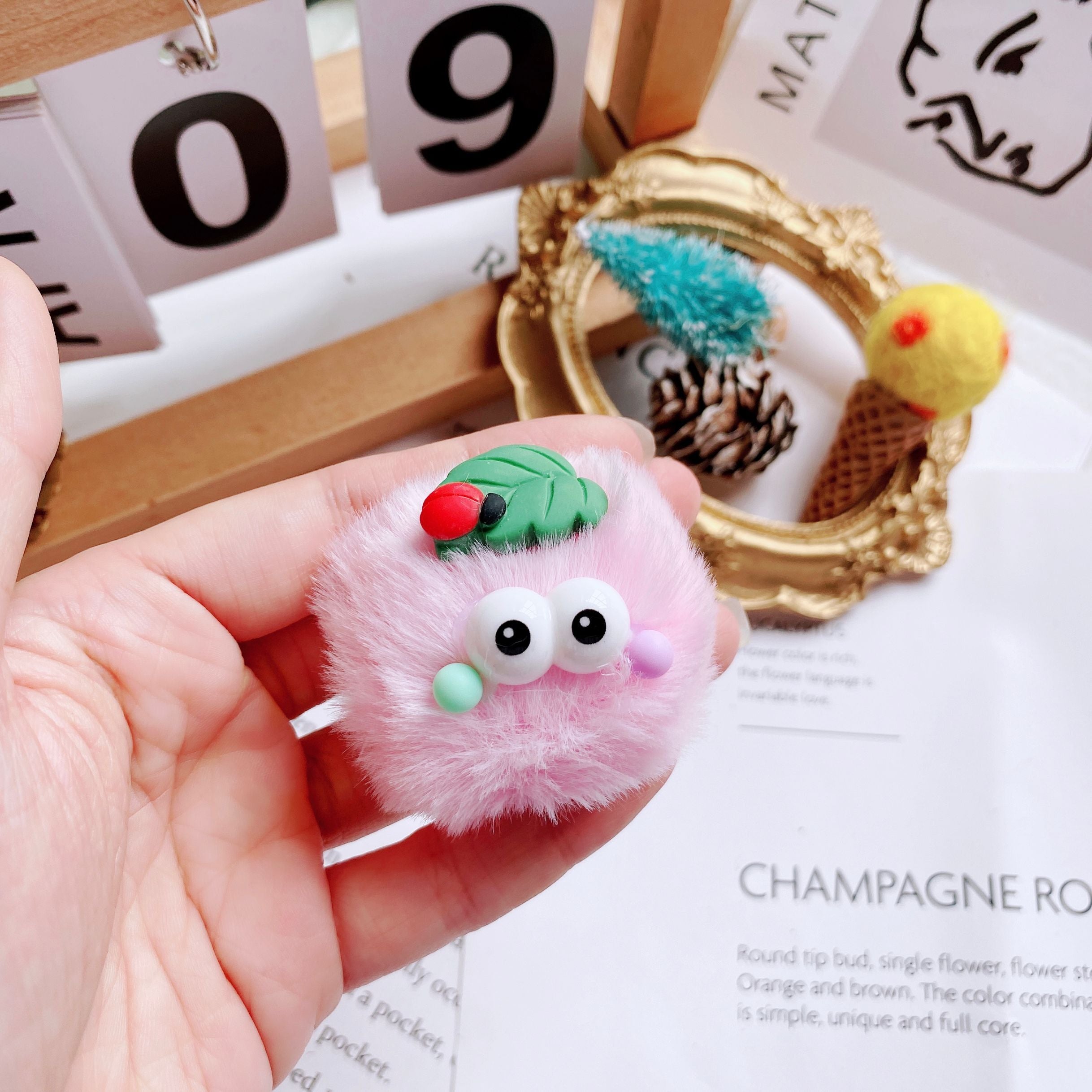 Shoe Buckle Sunglasses Color Wool Ball