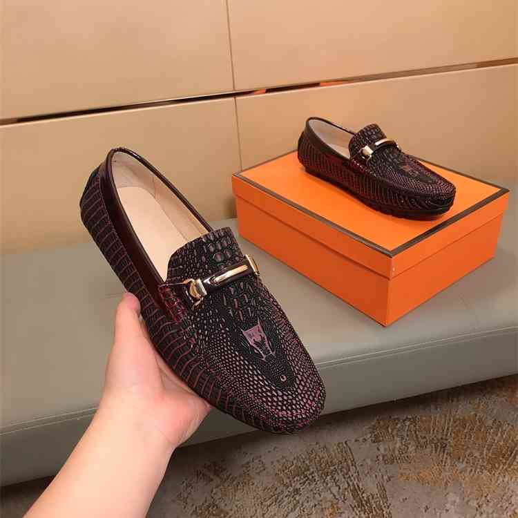 Gommino Men's Casual Breathable Leather Shoes