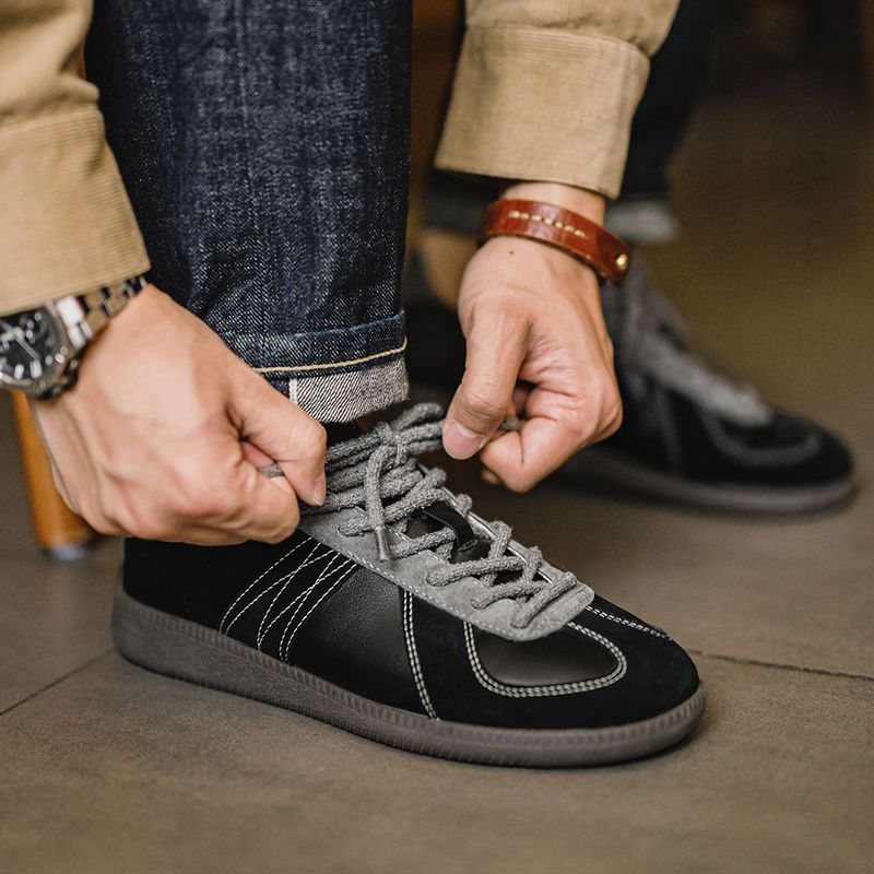 Fashion Men's Low Top Retro Casual Sneaker