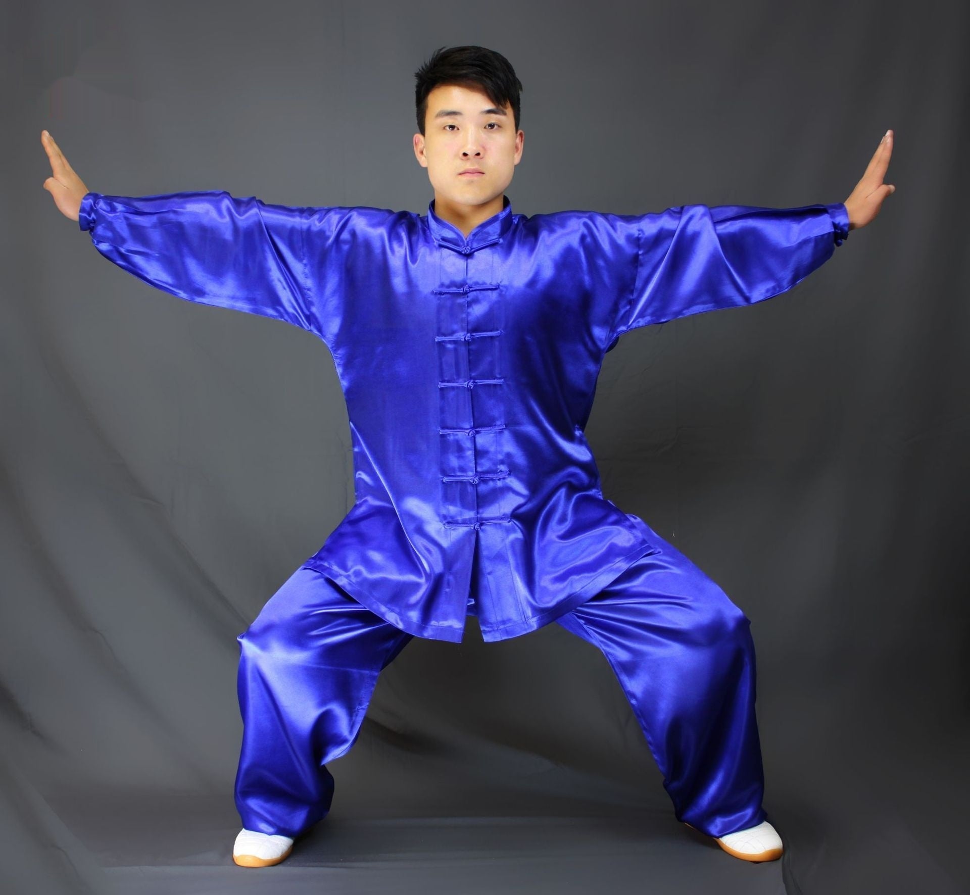 Simple And Casual Men's Tai Chi Training Suit